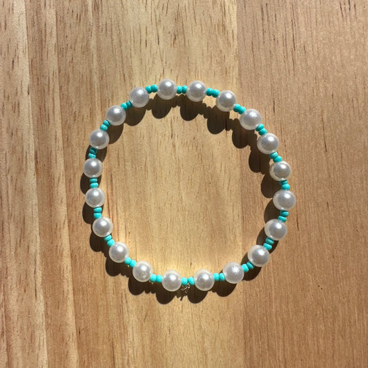 Pearls with Cyan Beads Bracelet