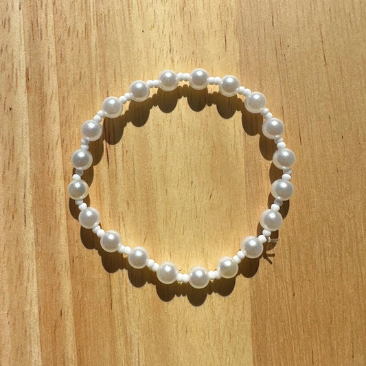 Pearls with White Beads Bracelet